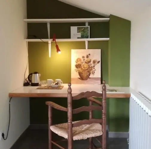 Casa Cholavila Bed & Breakfast